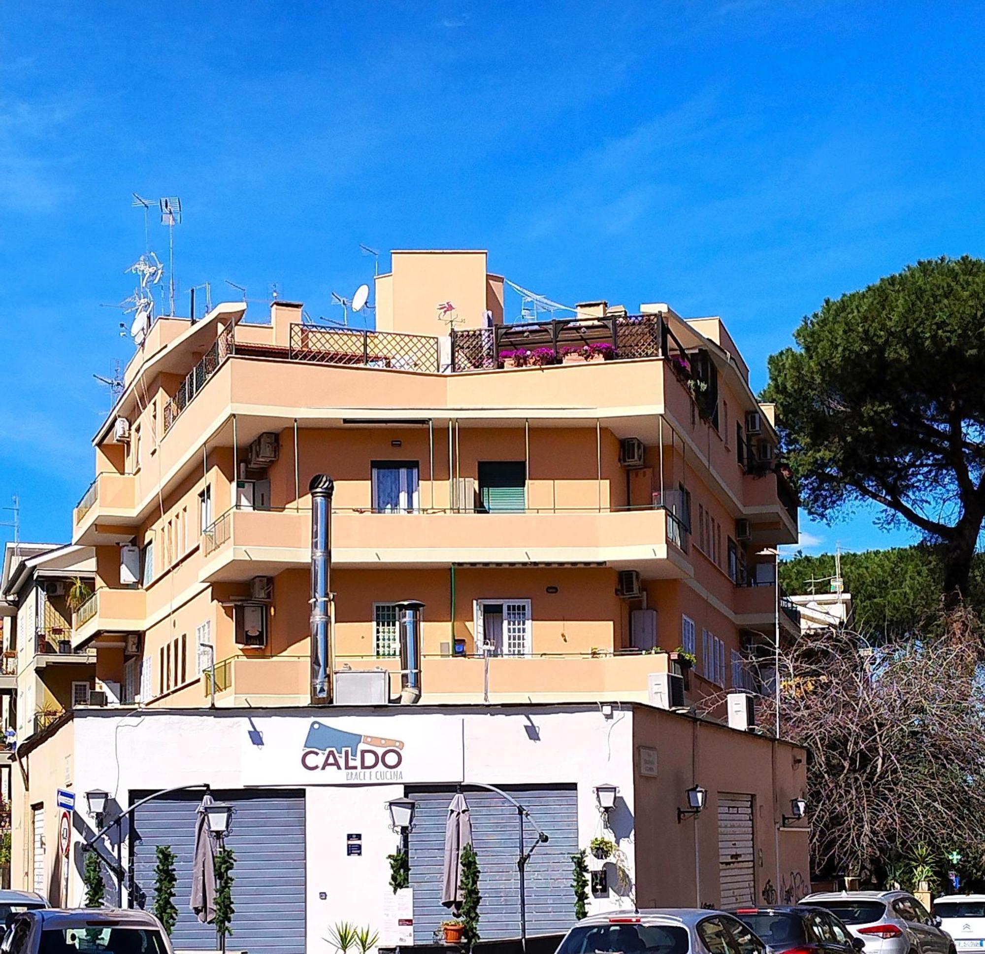 Attico Talenti Apartamento